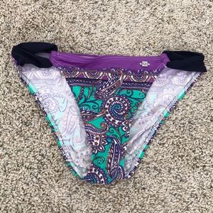 Bikini bottoms- barely worn